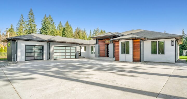 Choosing the Right Siding Contractor for Your Home